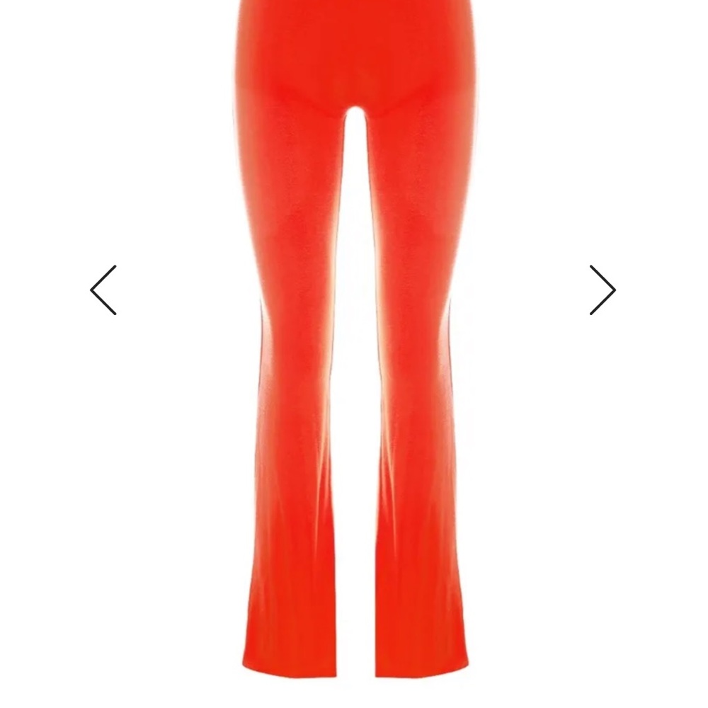 Naked wardrobe give u the boot pants - Picture 2 of 2